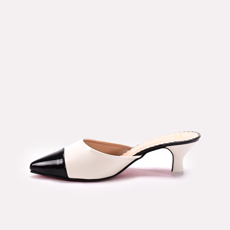 Casual Court Shoes Fawn 0450109