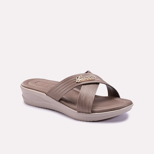 Fancy Slipper Fawn 0412854