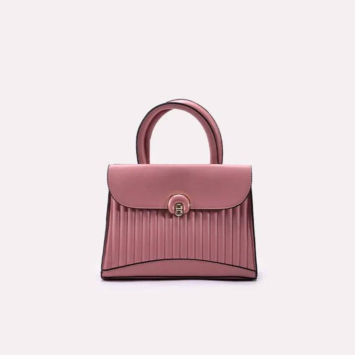Everyday Bags from Top Bag Brands in Pakistan That Double as Travel Companions