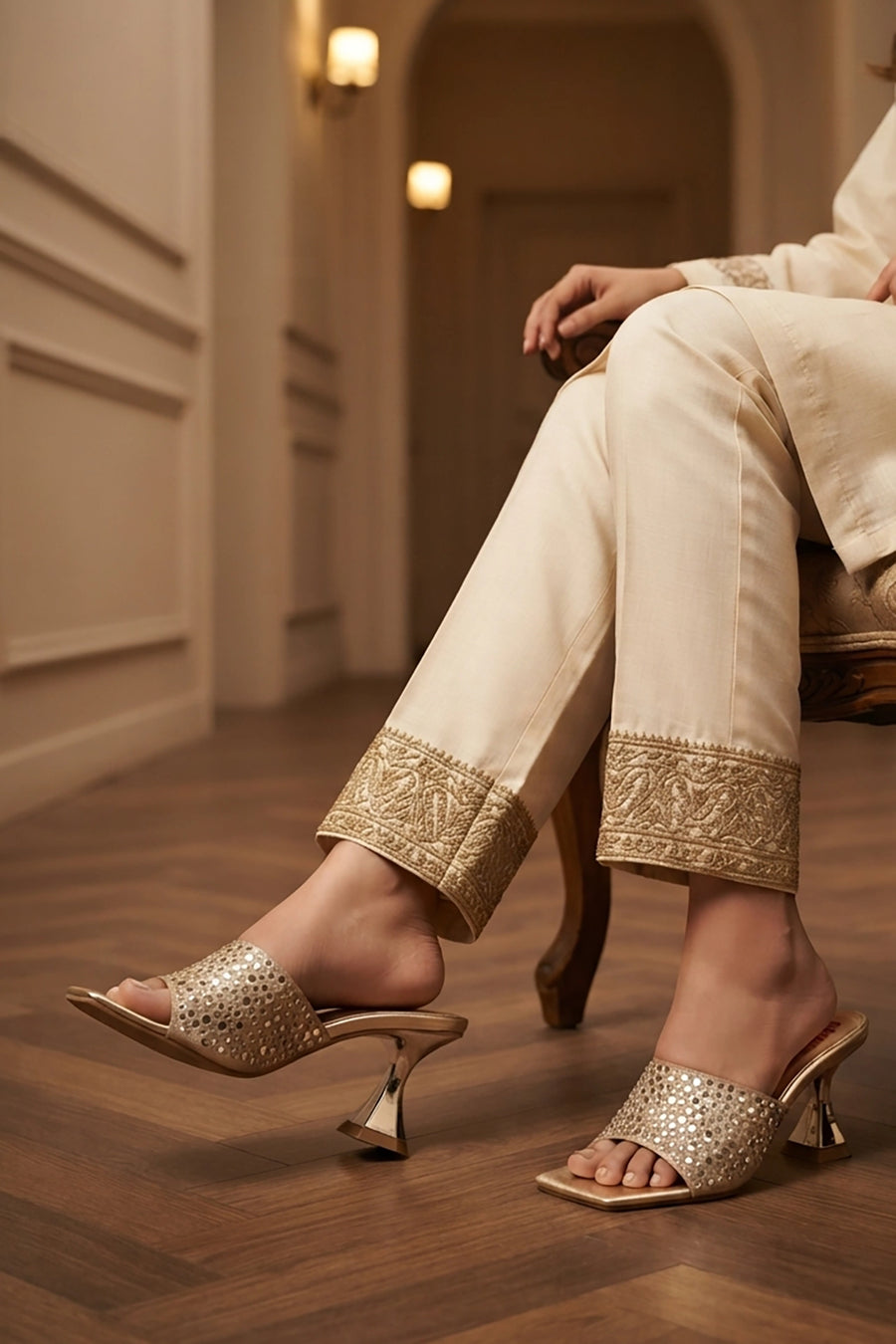 Fancy Slipper Golden 0413723