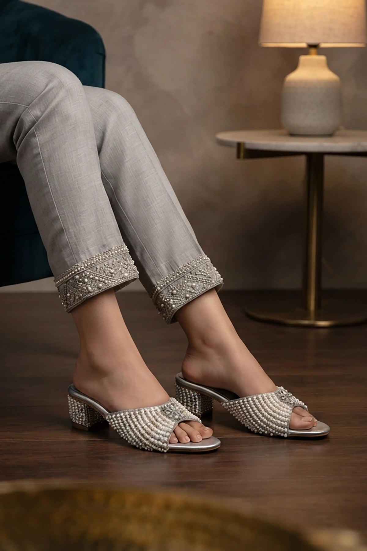 Fancy Slipper Silver 0413989