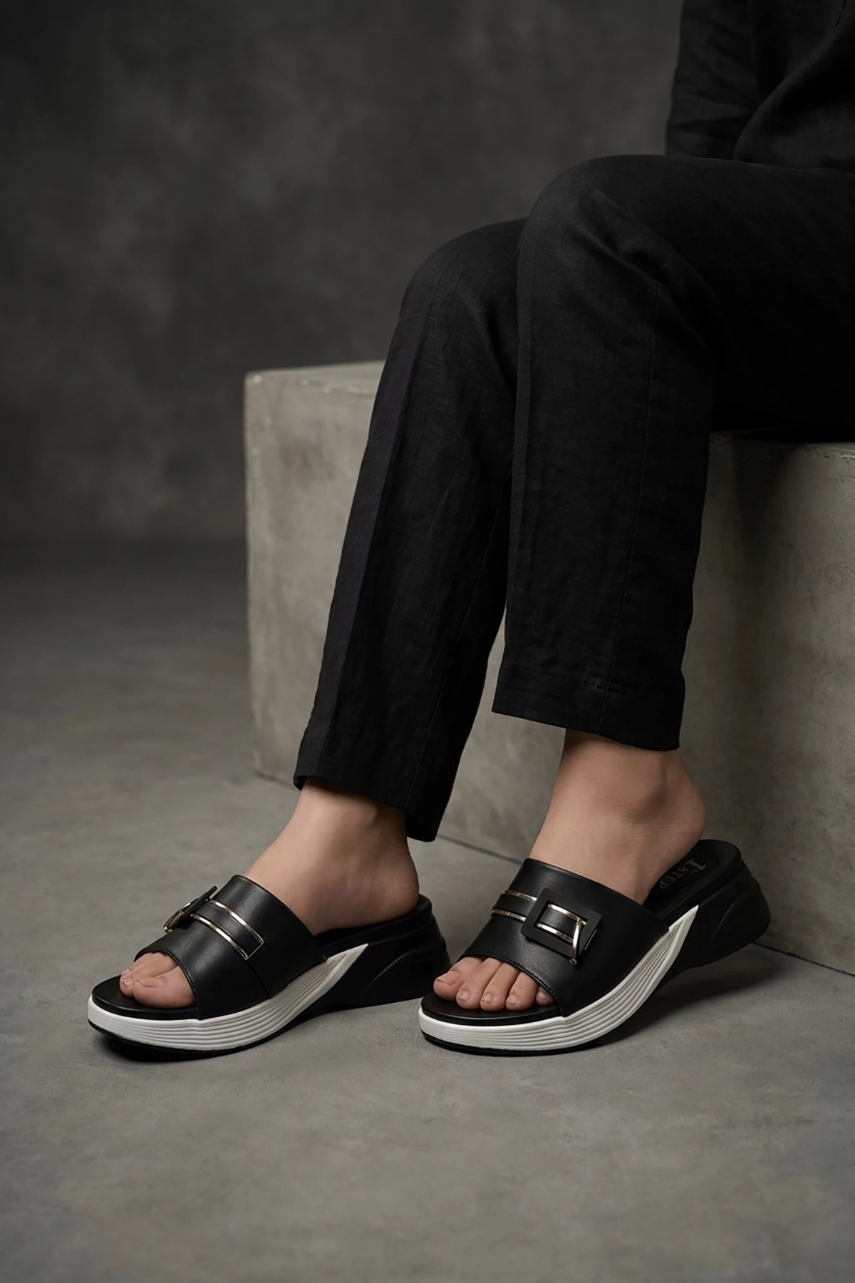 Casual Slipper Black 0414016