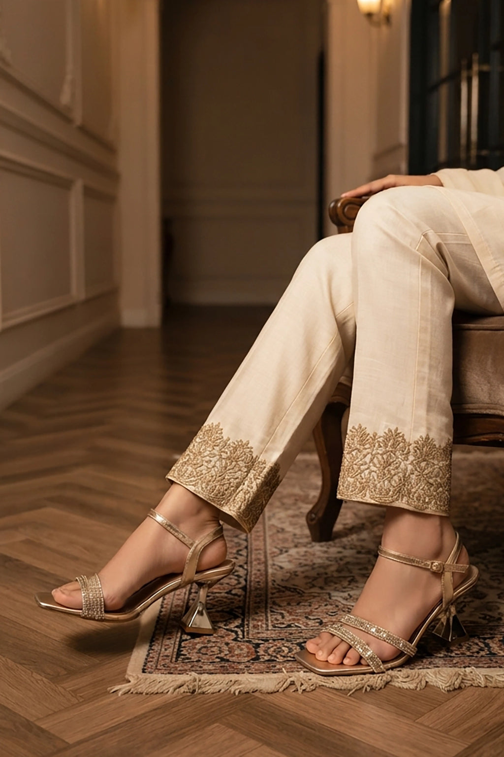 Fancy Sandal Golden 0421789