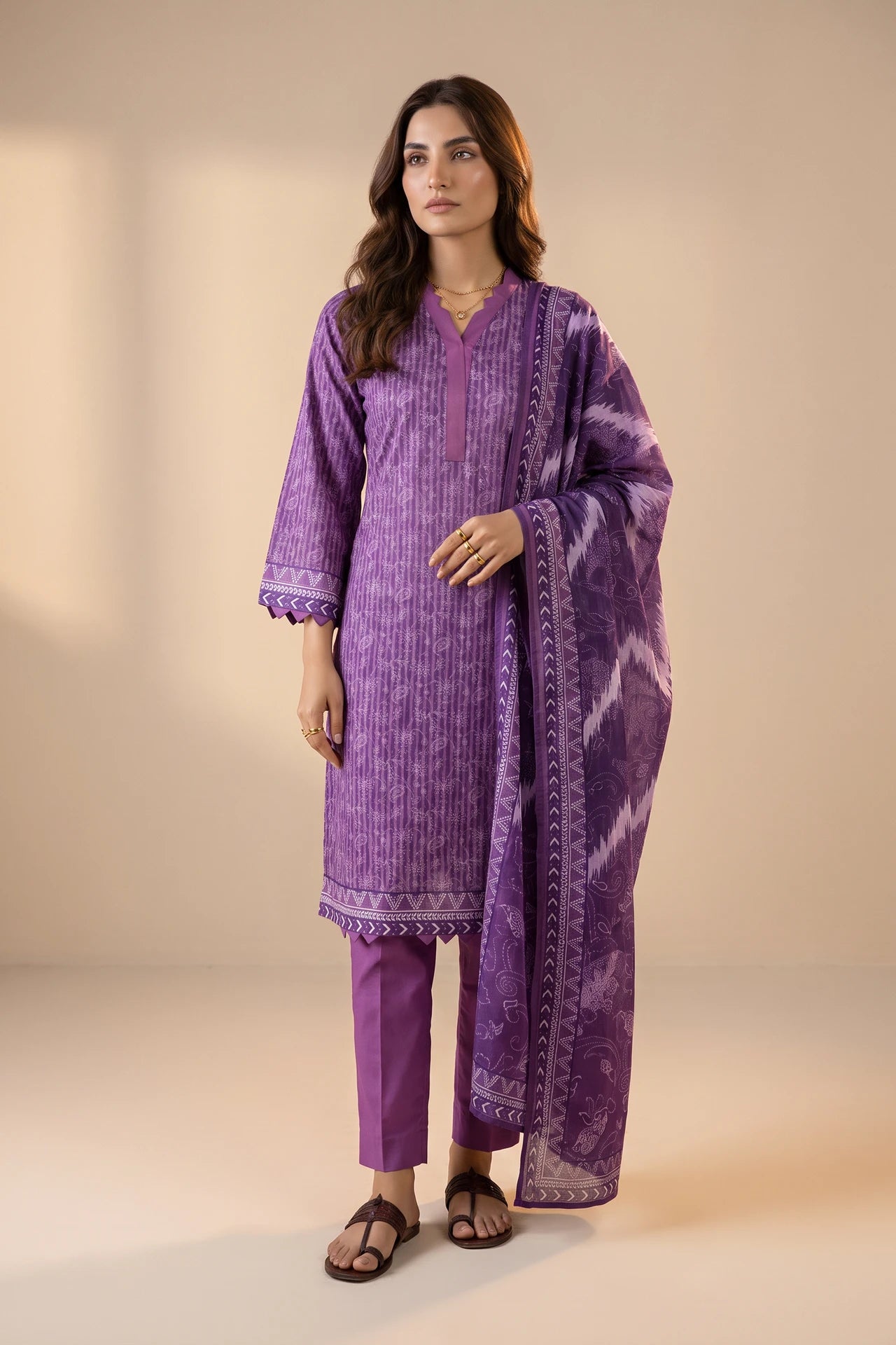 Aurelia Purple – 3 Piece Lawn Stitched Suit 15D0152