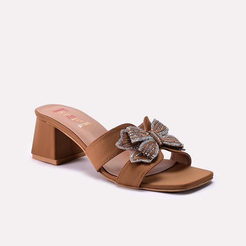 Fancy Slipper Fawn 0413643