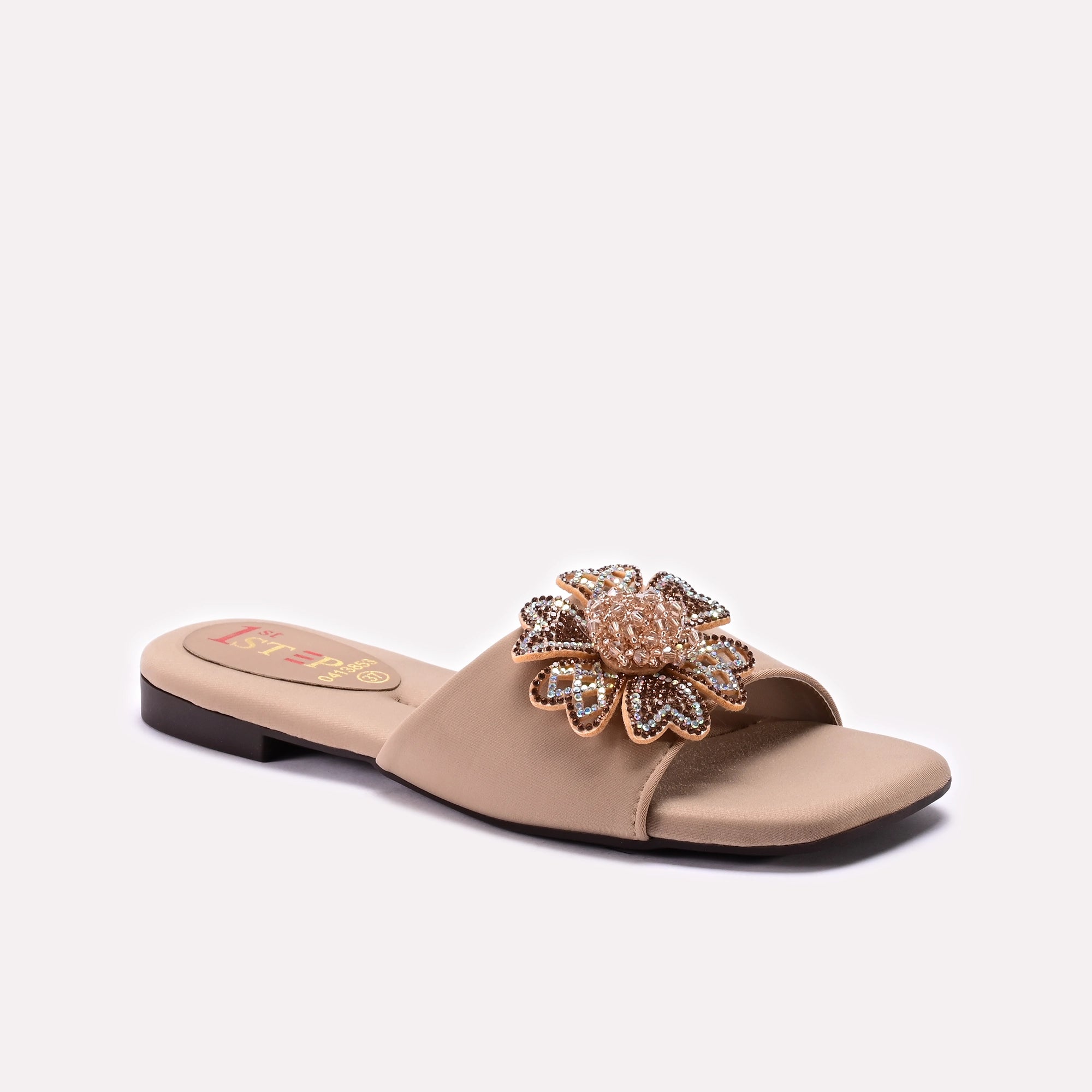 Fancy Slipper Fawn 0413853