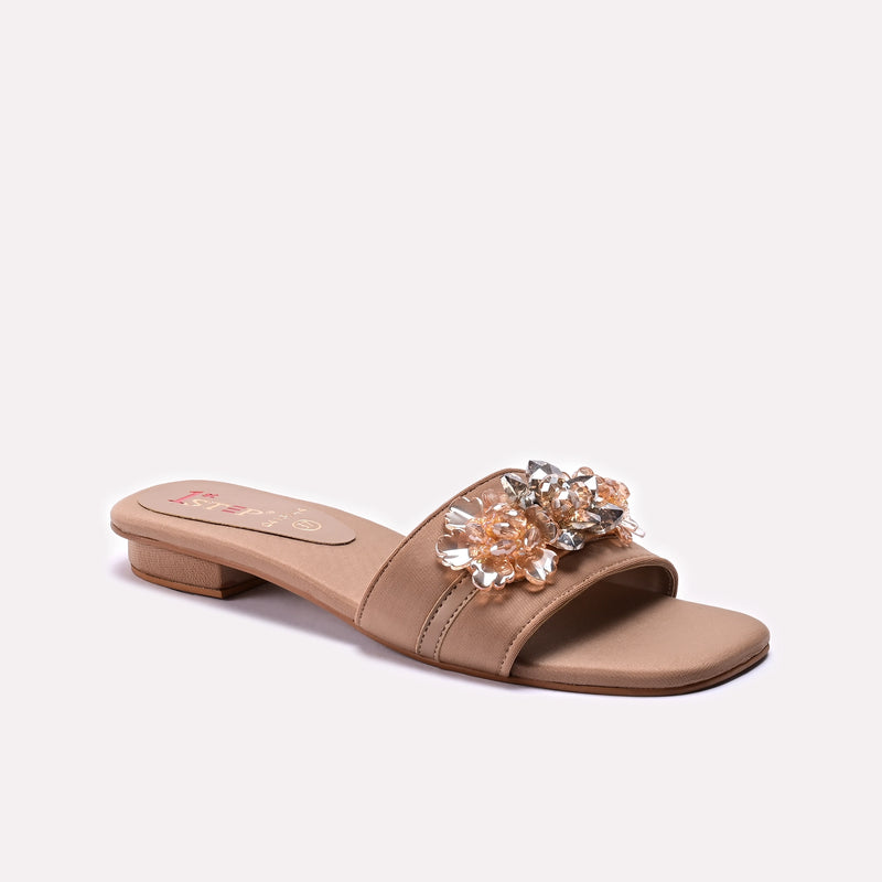 Fancy Slipper Fawn 0413744