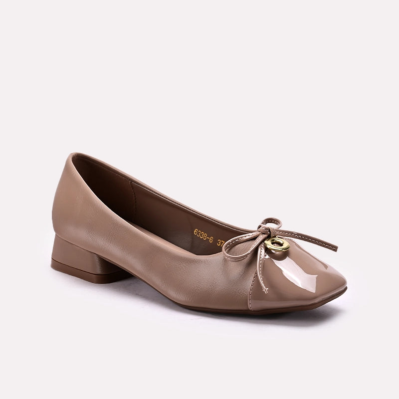 Casual Court Shoes Fawn 0450168