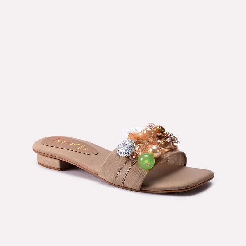 Fancy Slipper Fawn 0413507