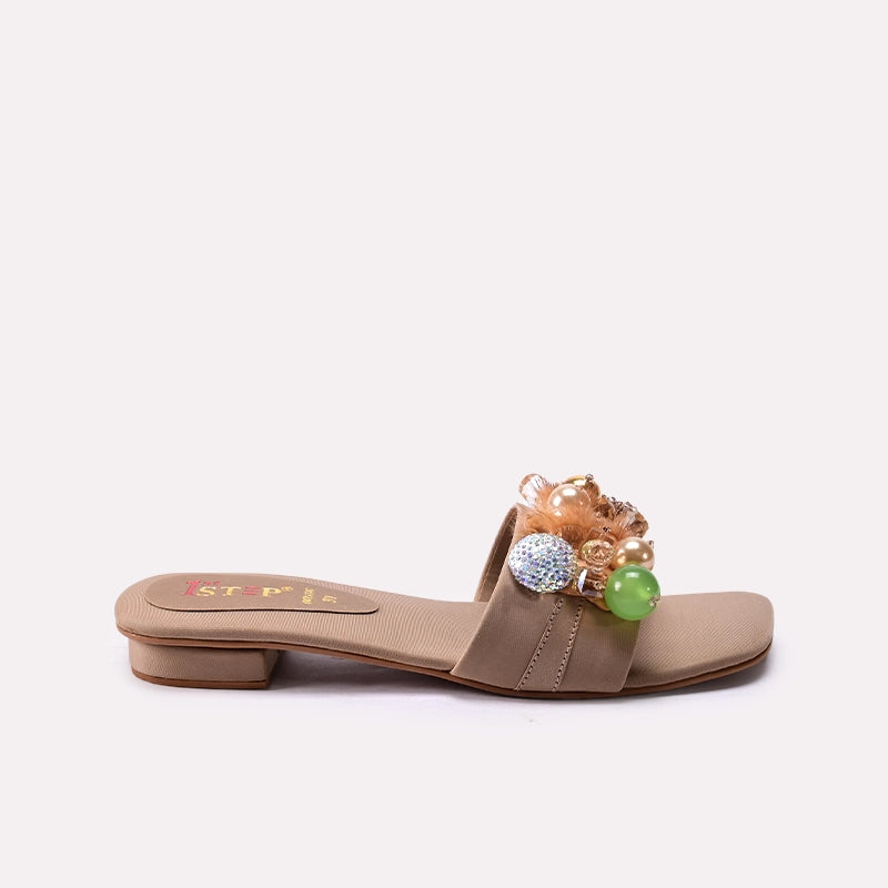 Fancy Slipper Fawn 0413507