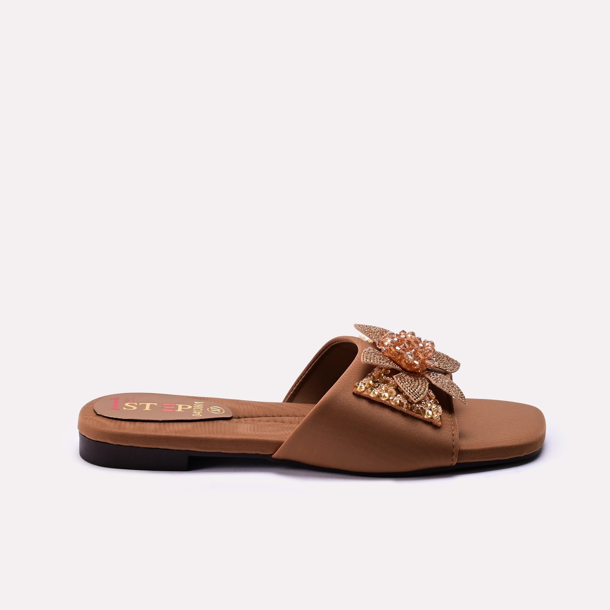 Fancy Slipper Fawn 0413801