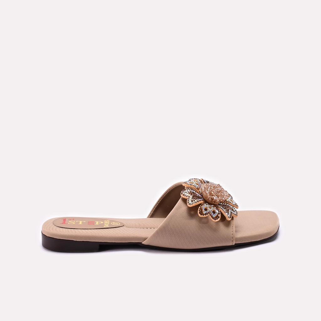 Fancy Slipper Fawn 0413853