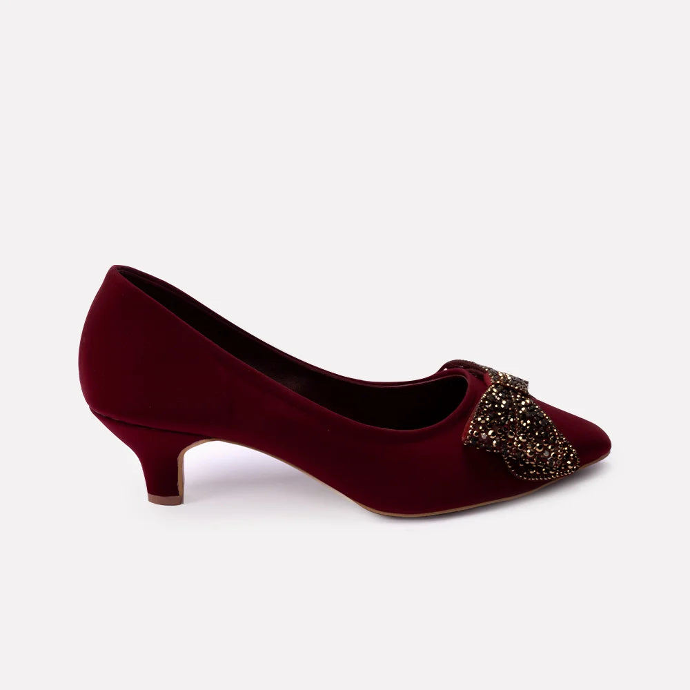 Maroon shop court heels