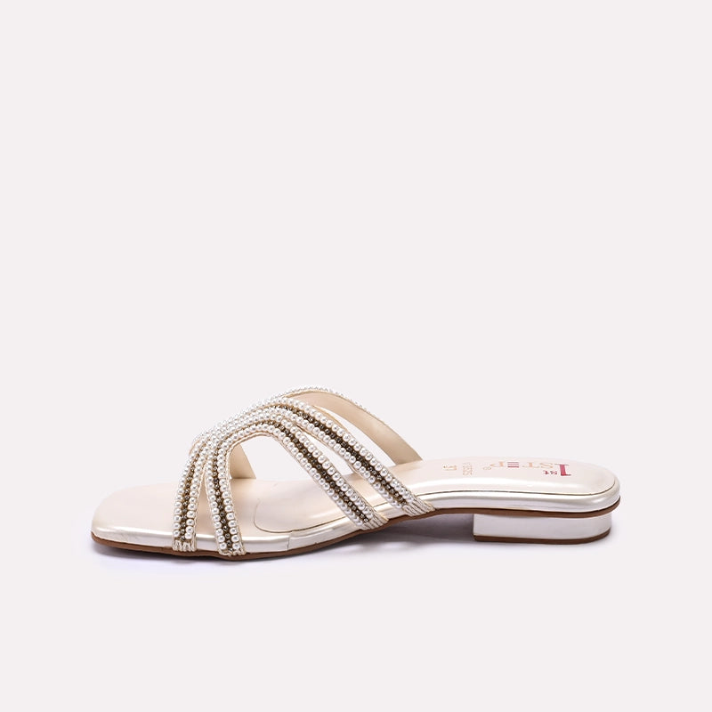 Fancy Slipper Fawn 0413525