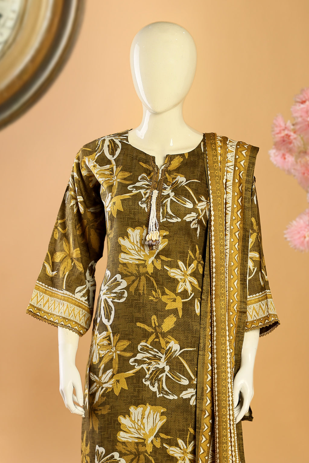 Olivara  - 3 Piece Stitched Lawn Suit 15R1121