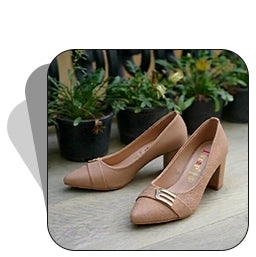 Women’s Court Shoes