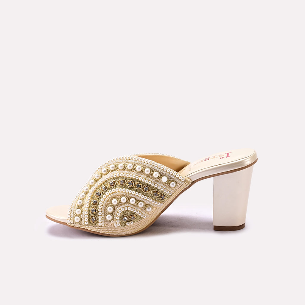 Bridal Slipper Fawn 0413657