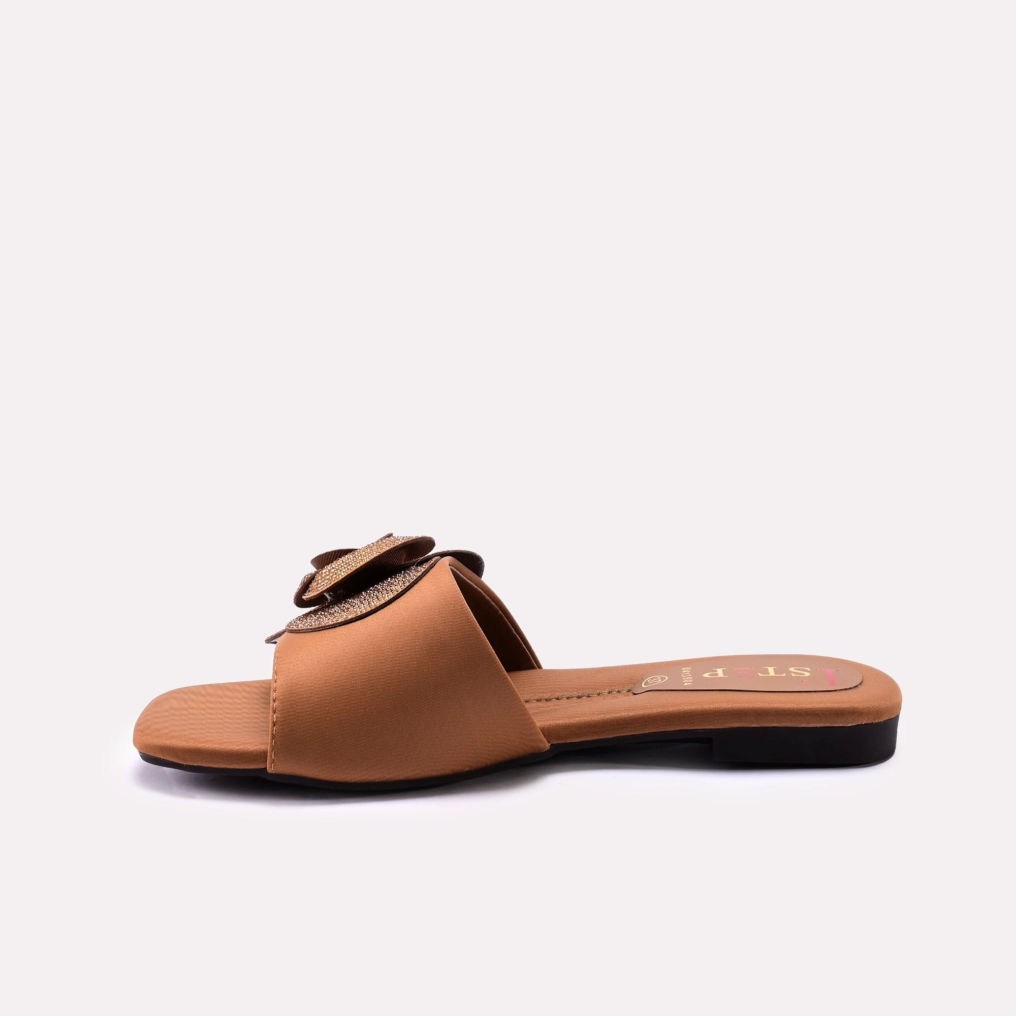 Fancy Slipper Fawn 0413804