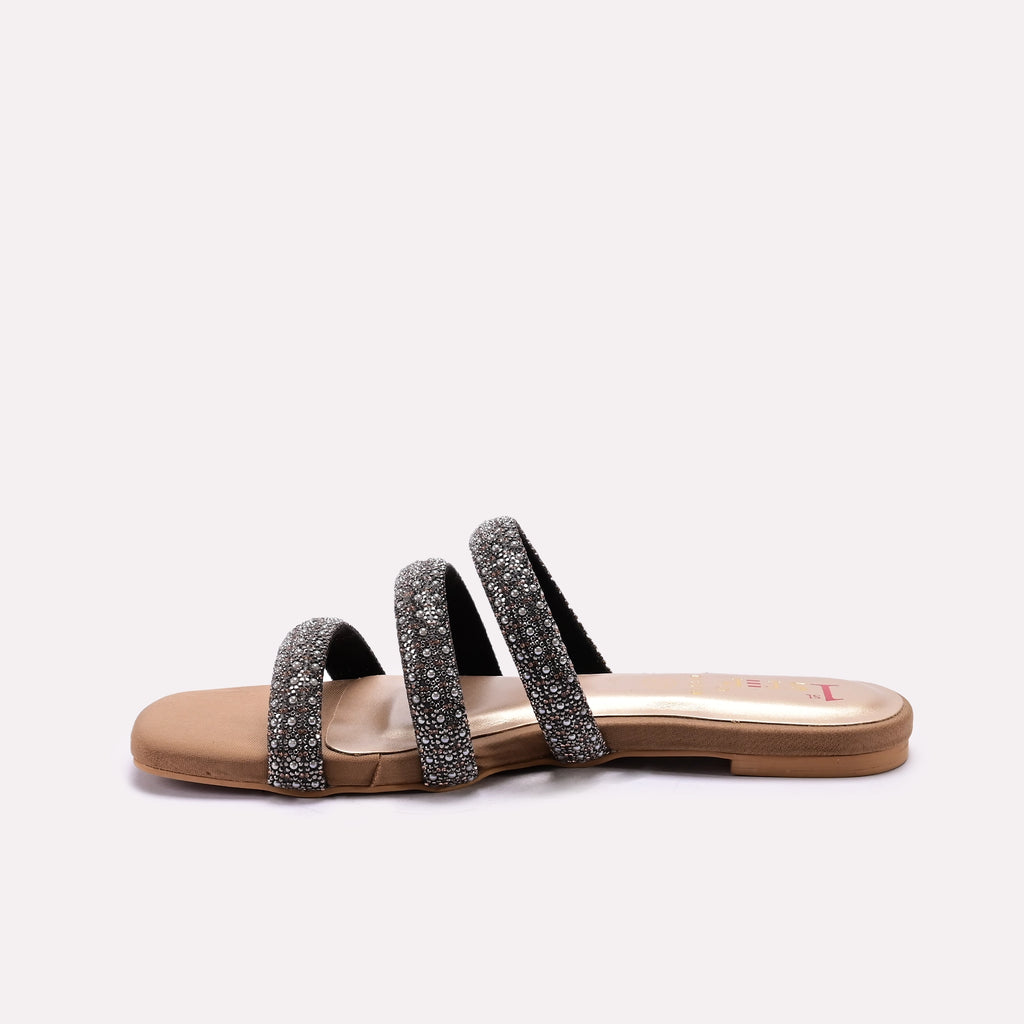 Fancy Slipper Fawn 0413759