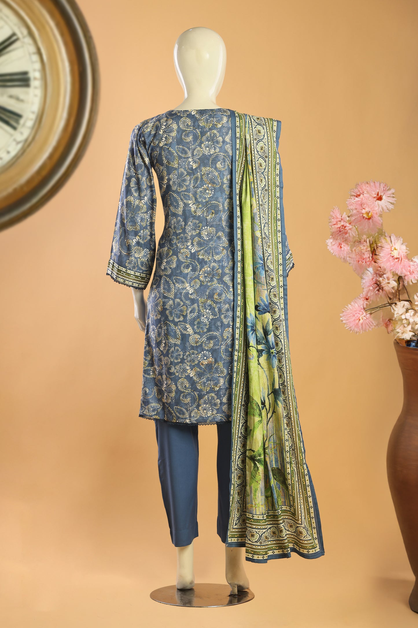 Sapphire Bloom - 3 Piece Stitched Lawn Suit 15R1115