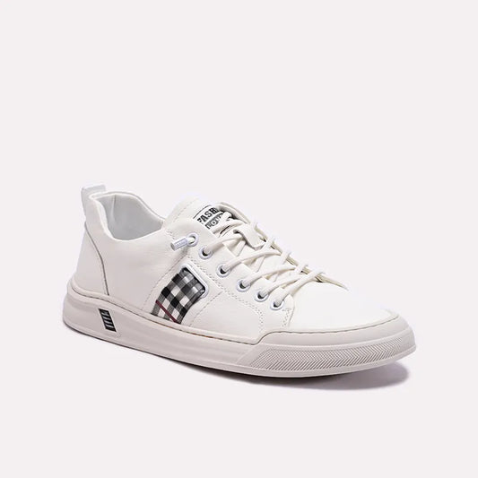White Sneakers Shoes 0120616