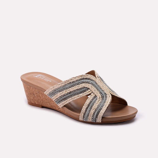 Fancy Slipper Fawn 0413300