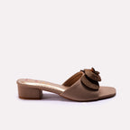 Fancy Slipper Fawn 0413943
