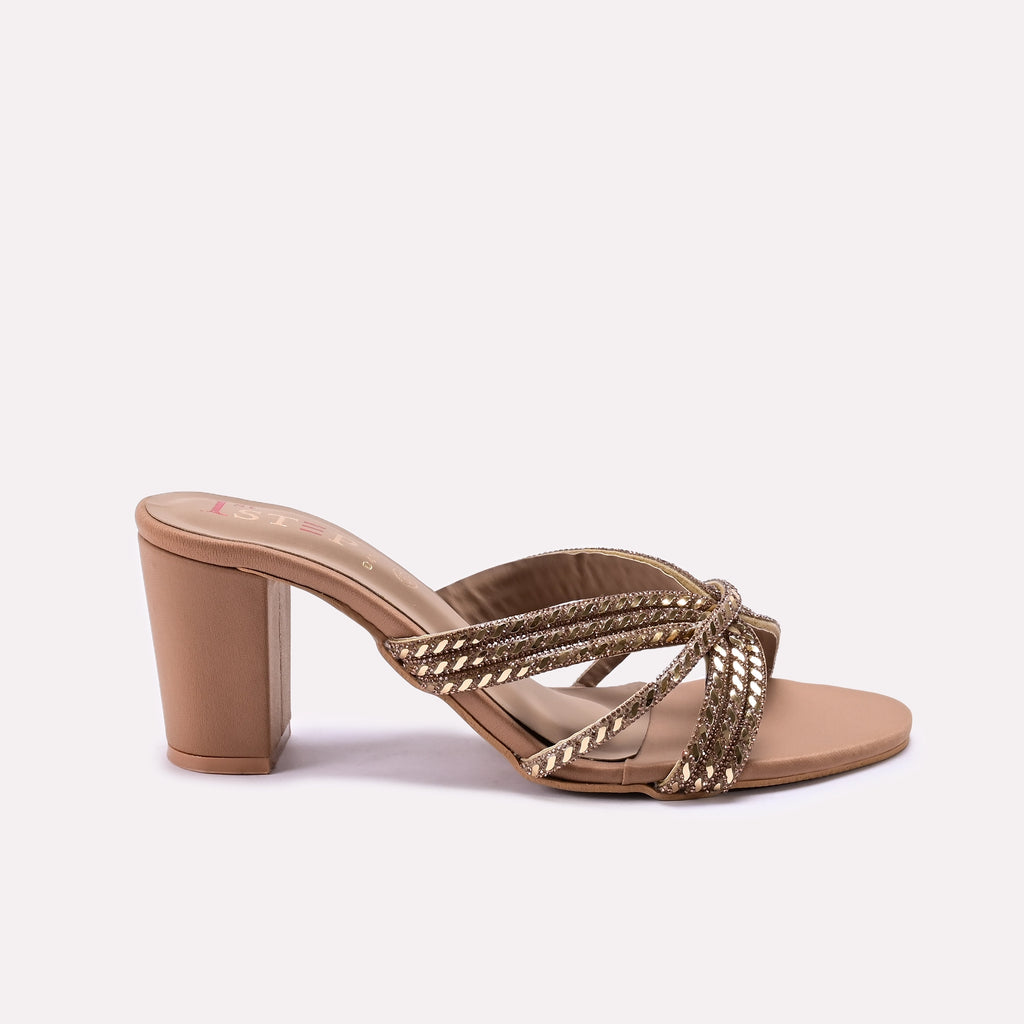Fancy Slipper Fawn 0413817