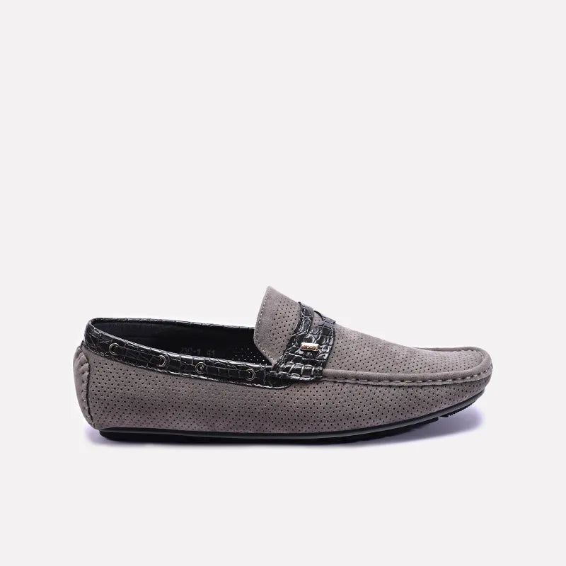 Gray Loafer Shoes 0130961