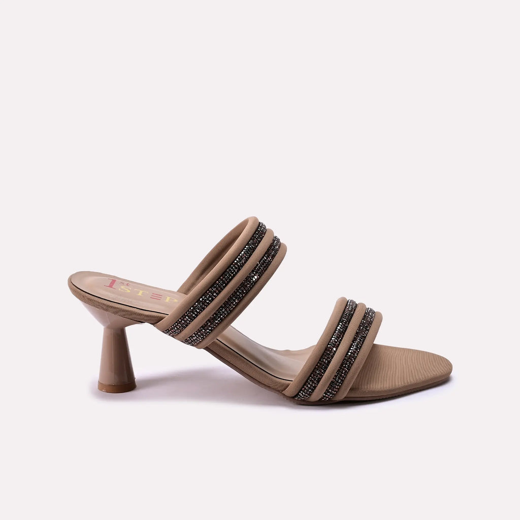 Fancy Slipper Fawn 0413619