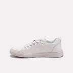 White Sneakers Shoes 0120616
