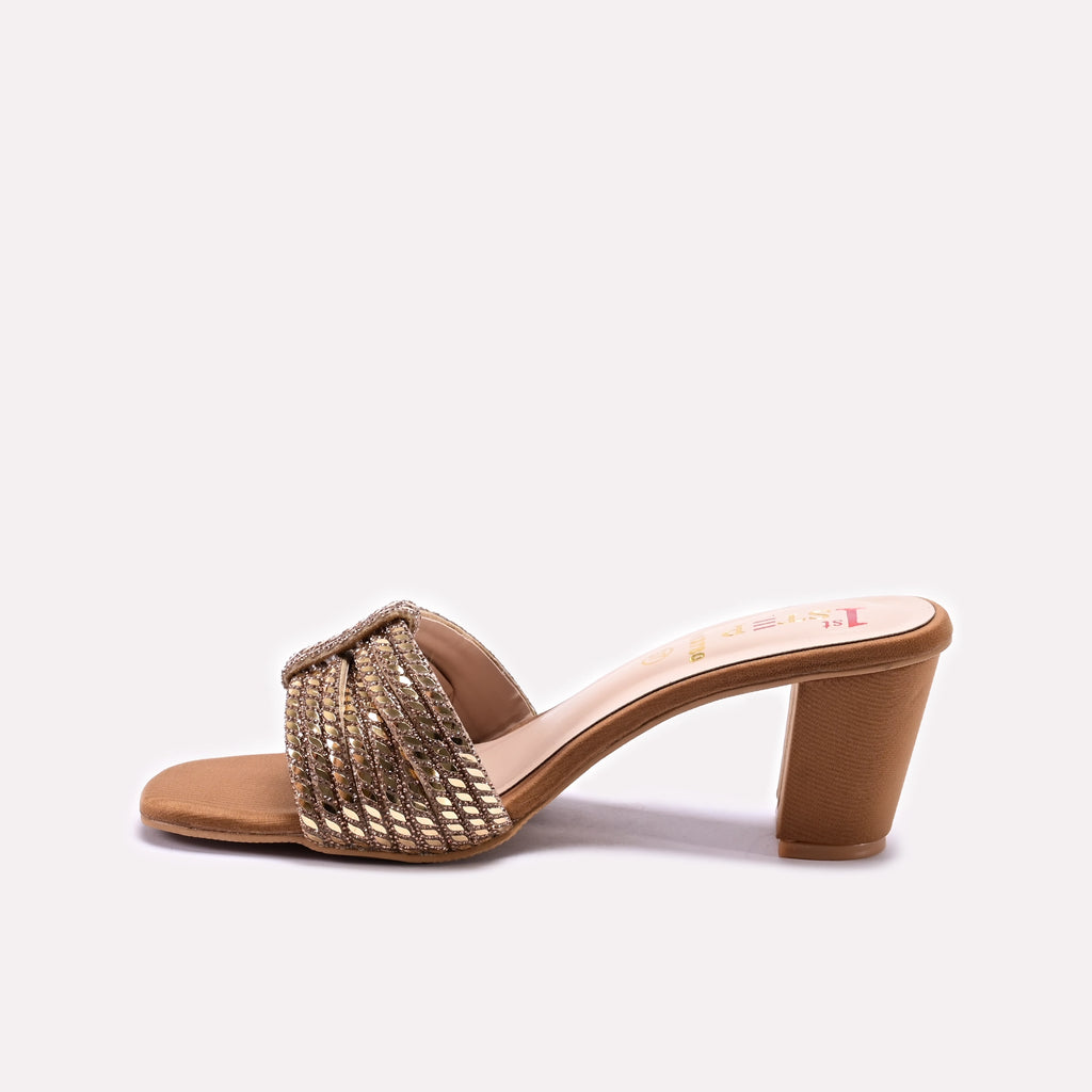 Fancy Slipper Fawn 0413780