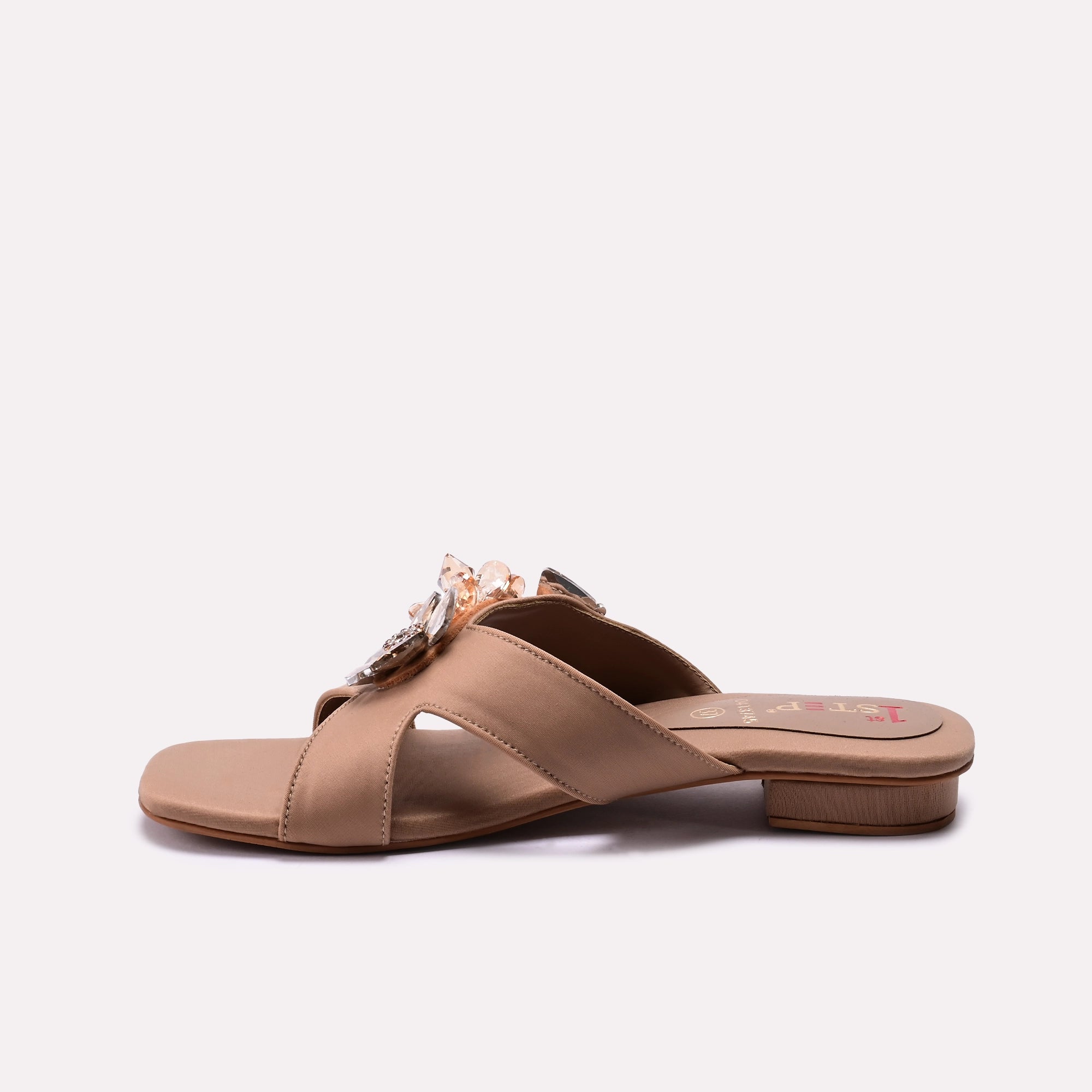Fancy Slipper Fawn 0413745