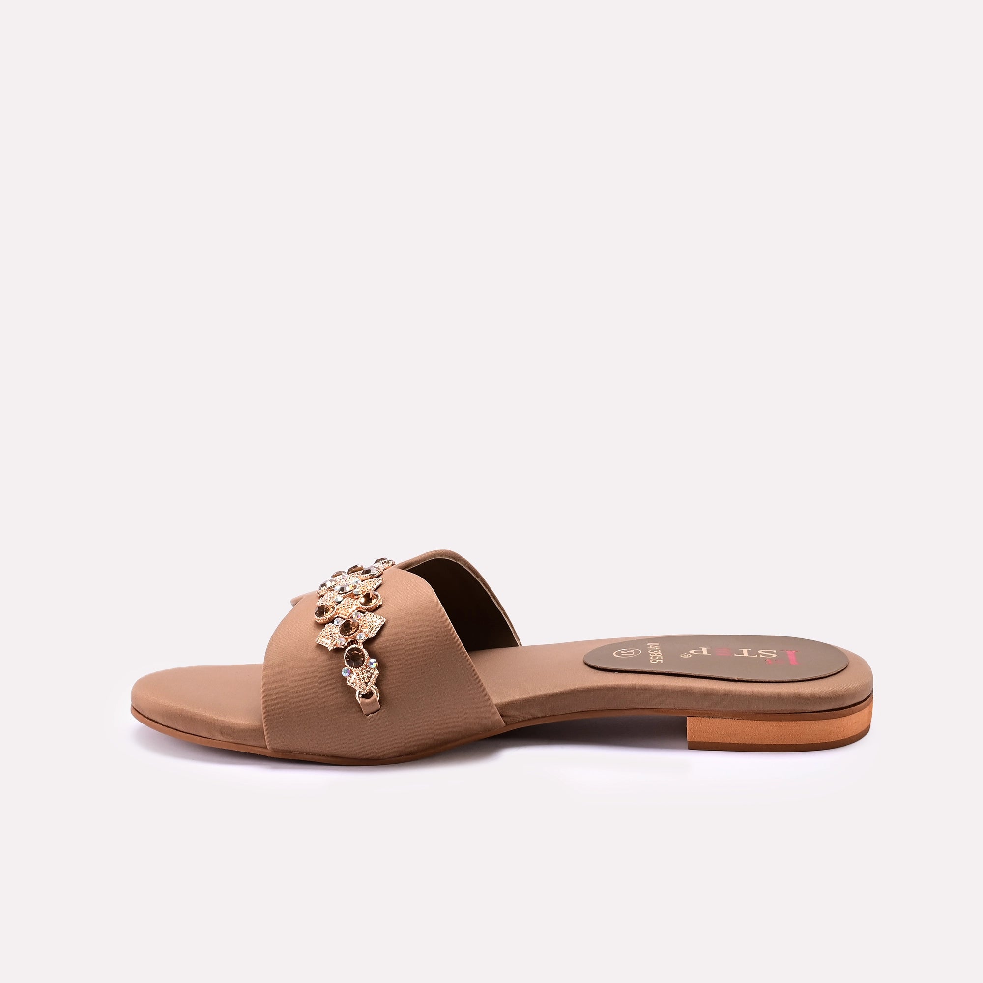 Fancy Slipper Fawn 0413855