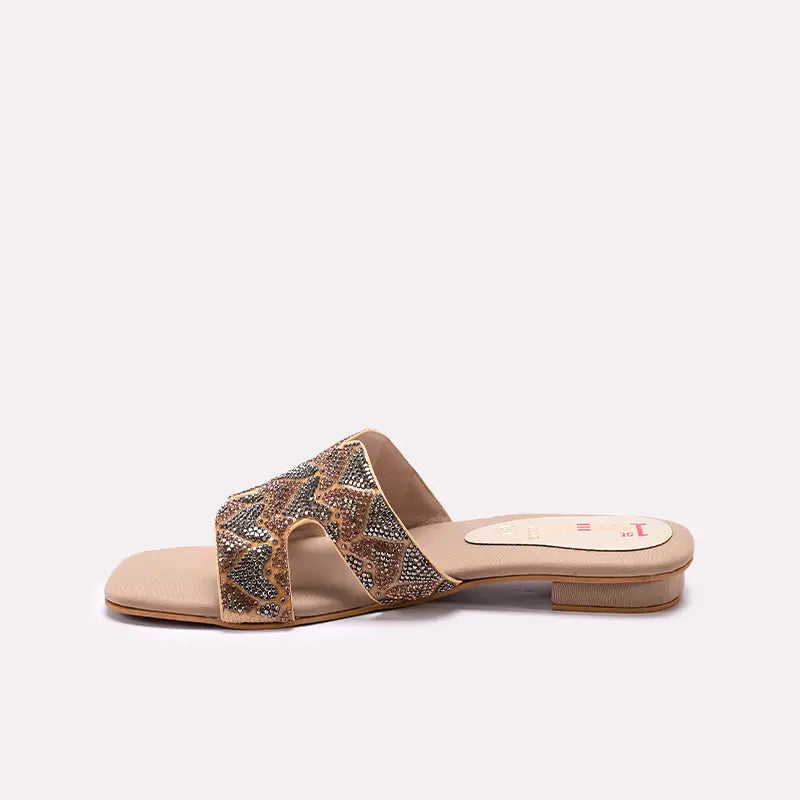 Fancy Slipper Fawn 0413502