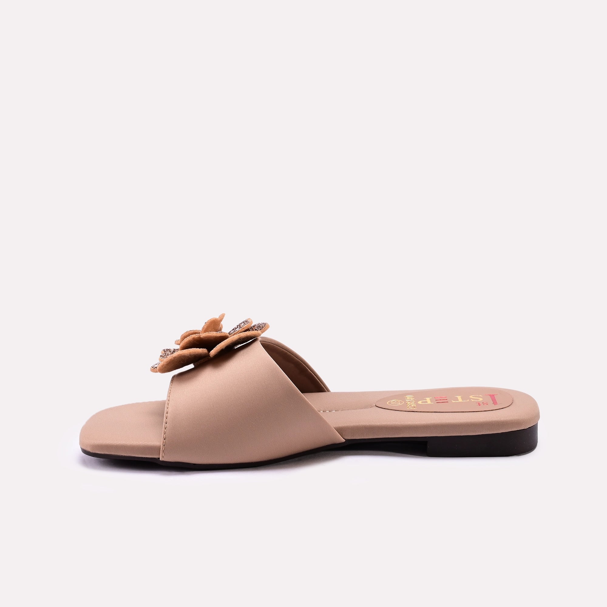 Fancy Slipper Fawn 0413852
