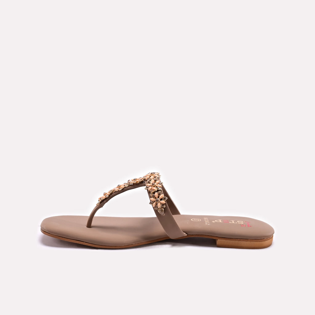 Fancy Slipper Fawn 0413612