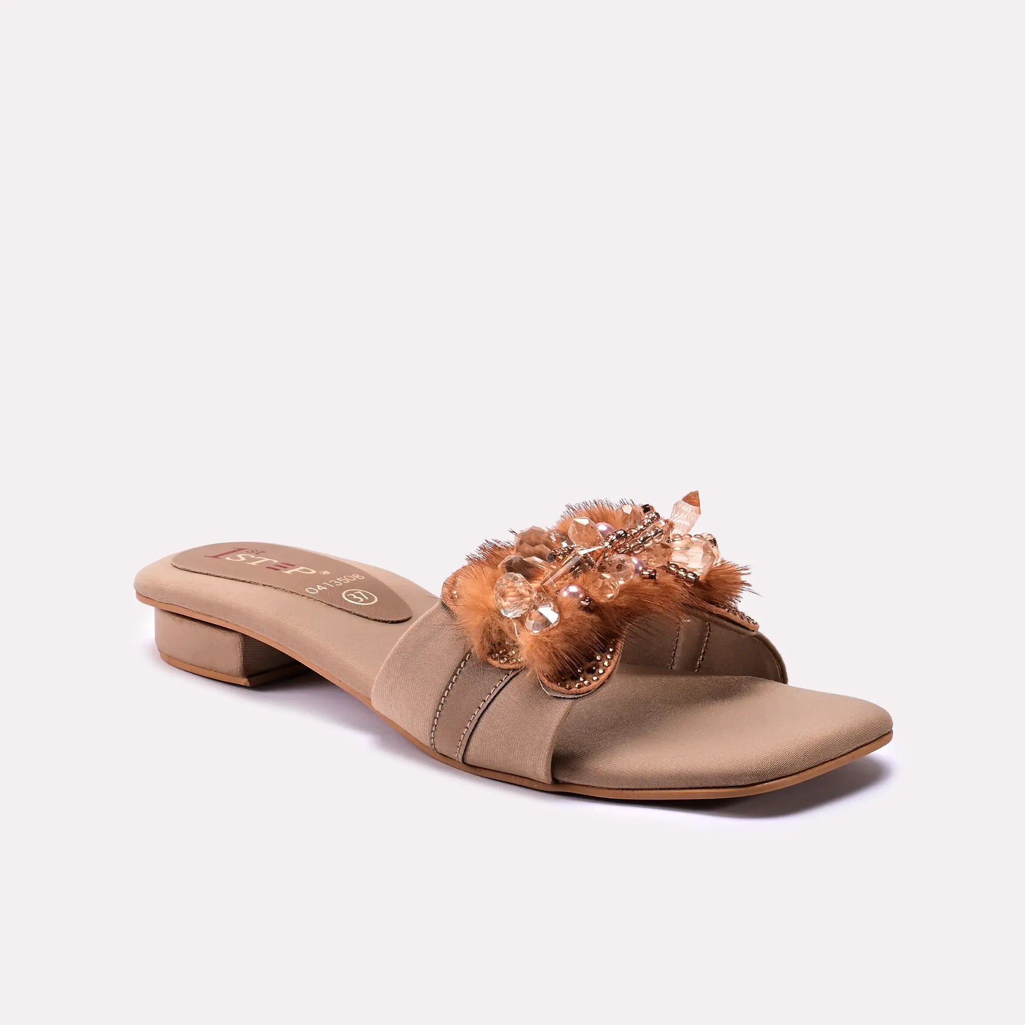 Fancy Slipper Fawn 0413508