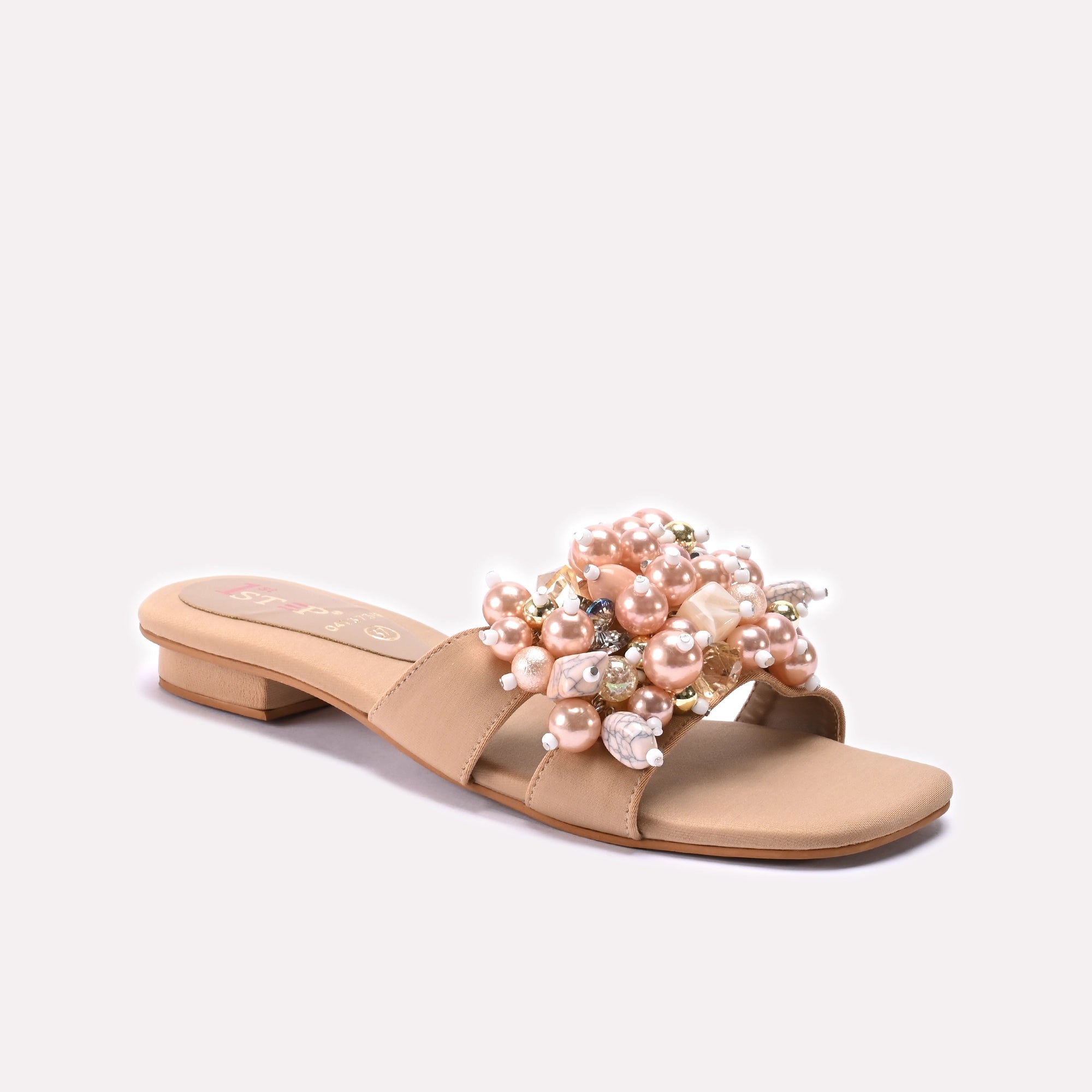 Fancy Slipper Fawn 0413739