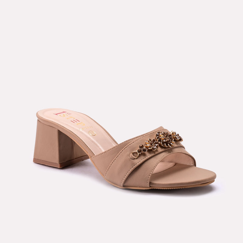 Fancy Slipper Fawn 0413638