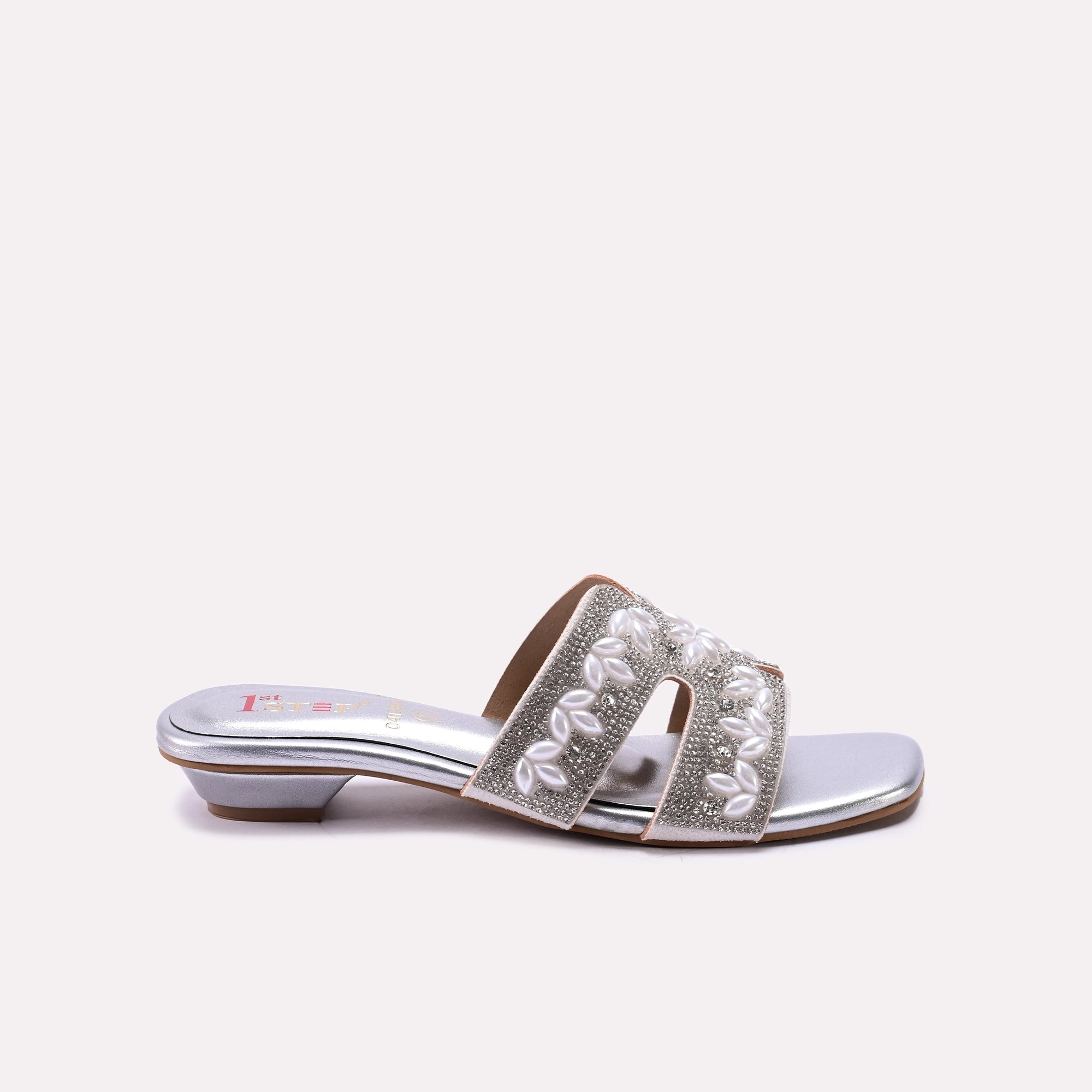Fancy Slipper Silver 0413889