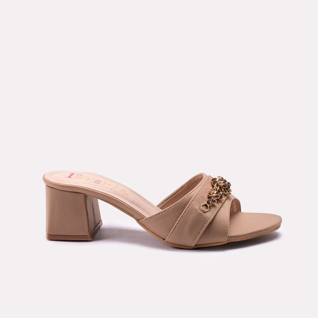 Fancy Slipper Fawn 0413638