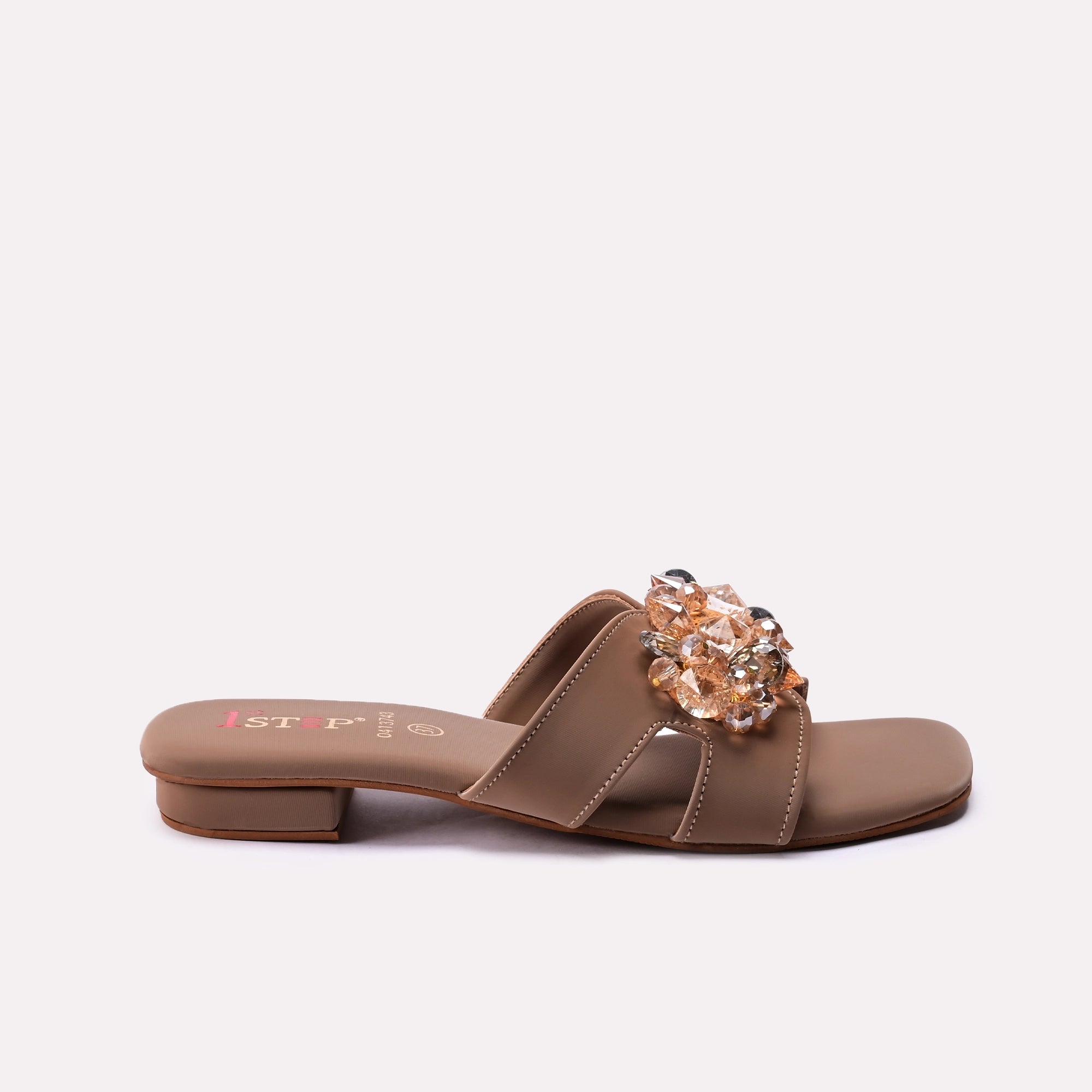 Fancy Slipper Fawn 0413743