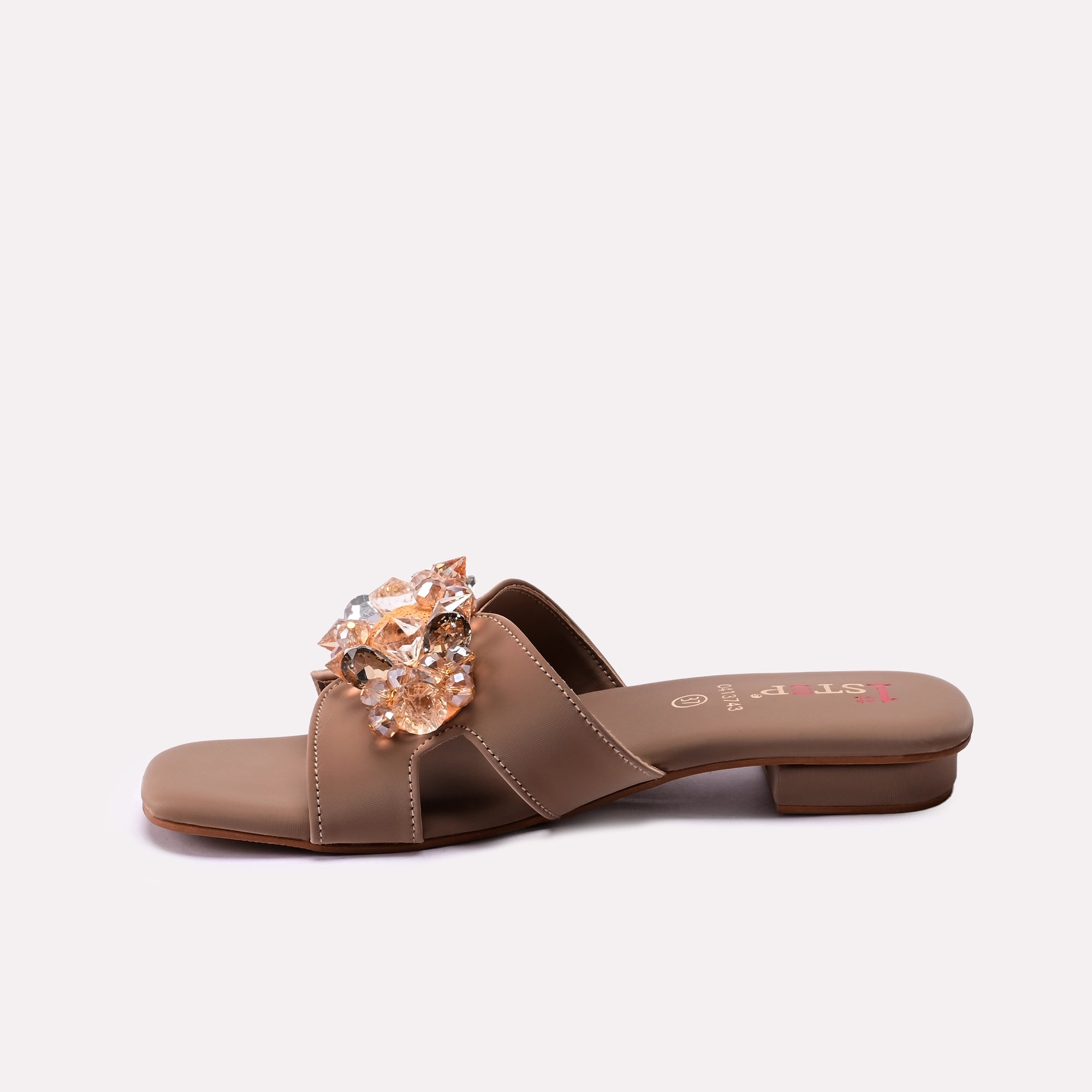 Fancy Slipper Fawn 0413743