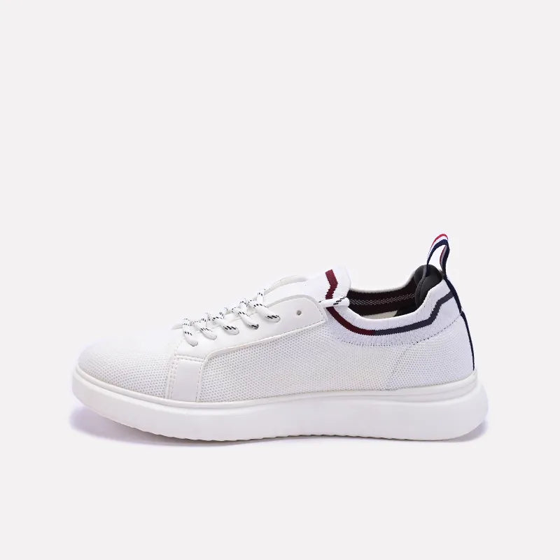 White Walking Sneakers For Men 0120546