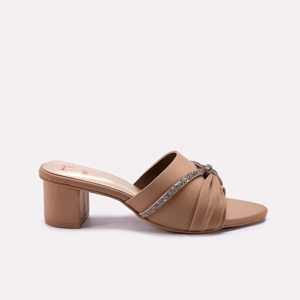 Fancy Slipper Fawn 0413762