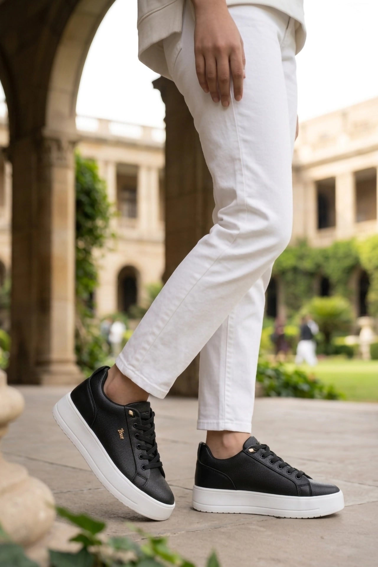 Women Sneaker Shoes Black 0441024