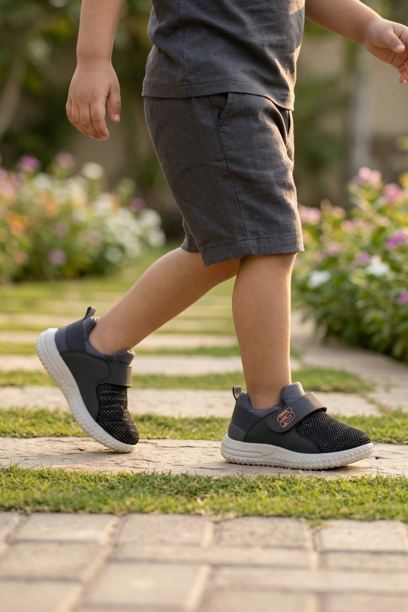 Sneaker Shoes Gray 0640110