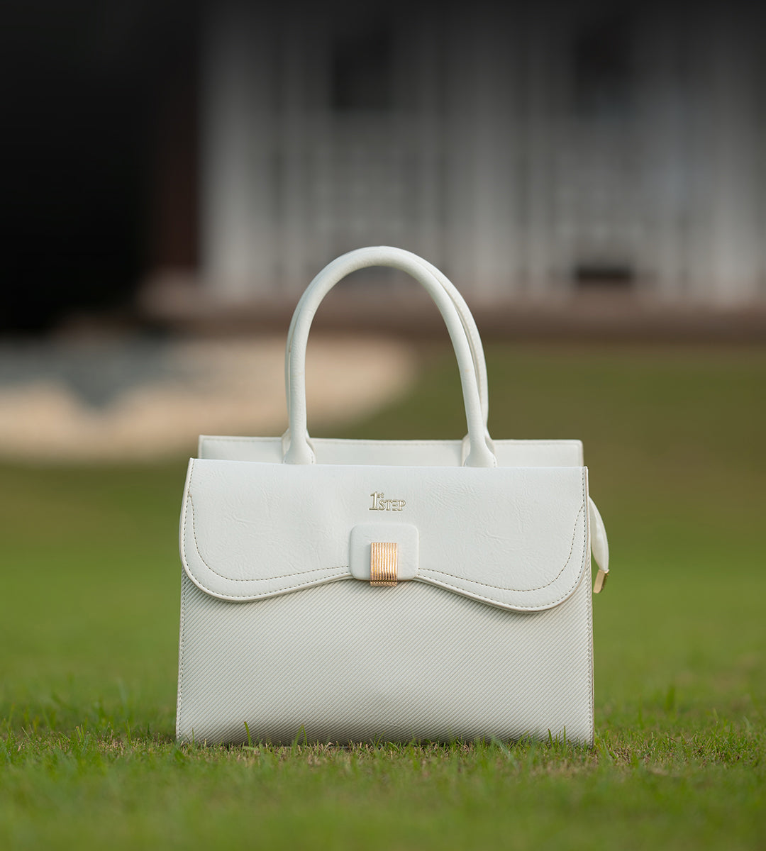 Bags_603f760b-a409-47fb-a082-8919a959aeea.jpg