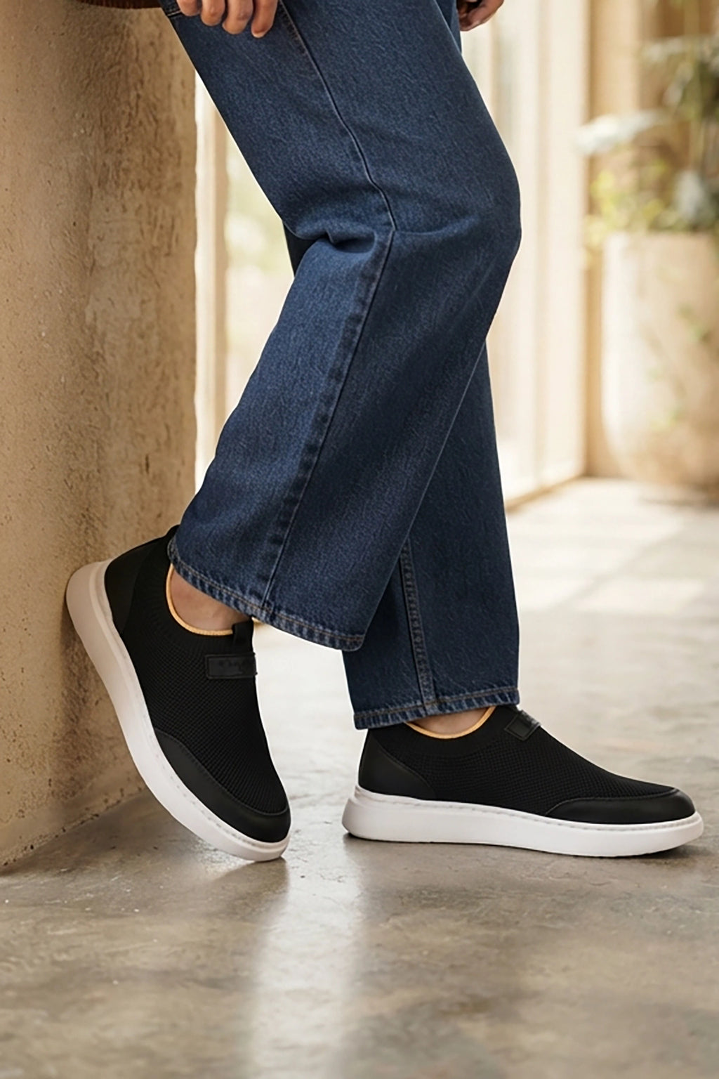 Black Mens Slip On Sneakers 0120608